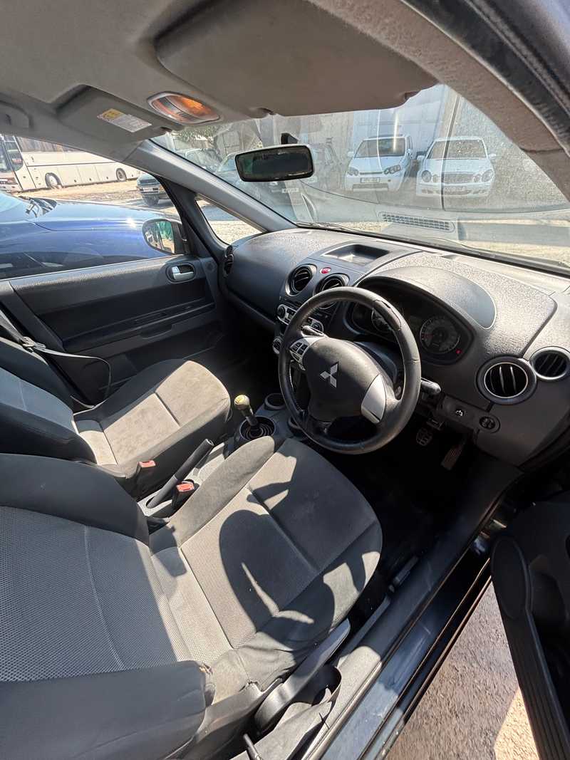 2009 Mitsubishi Colt 1,3L 2009 Cyprus