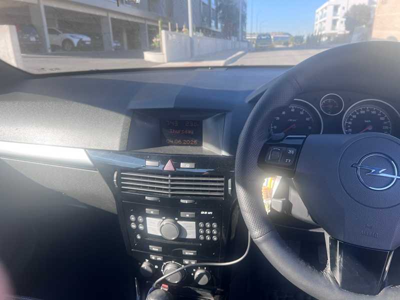 2007 Opel, Vauxhall Astra 1,6L 2007 Cyprus