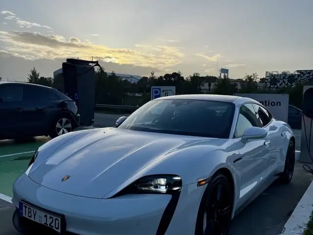 Porsche Taycan