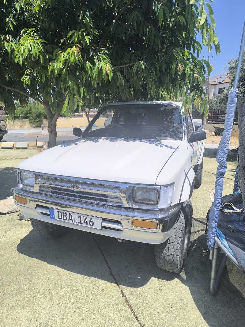 1994 Toyota Hilux 2,8L 1994 Cyprus