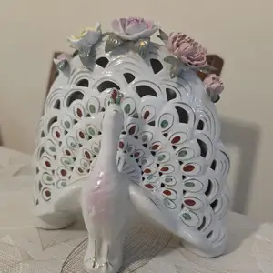 vintage Italian porcelain peacock, Επαρχία Αμμοχώστου — Παραλίμνι
