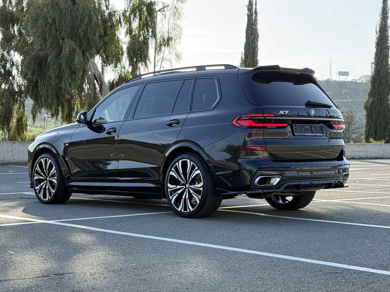 2023 BMW X7 3,0L 2023 Cyprus
