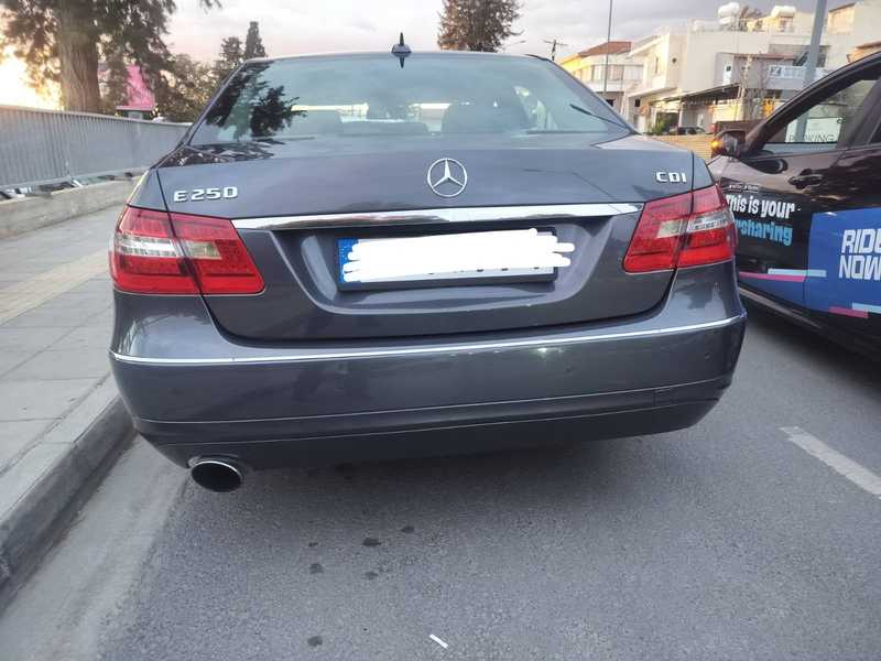 2011 Mercedes-Benz E-Class 2,2L 2011 Cyprus