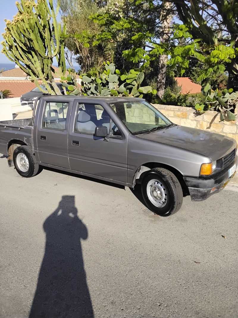 Isuzu Pick-up 2,5L 1989