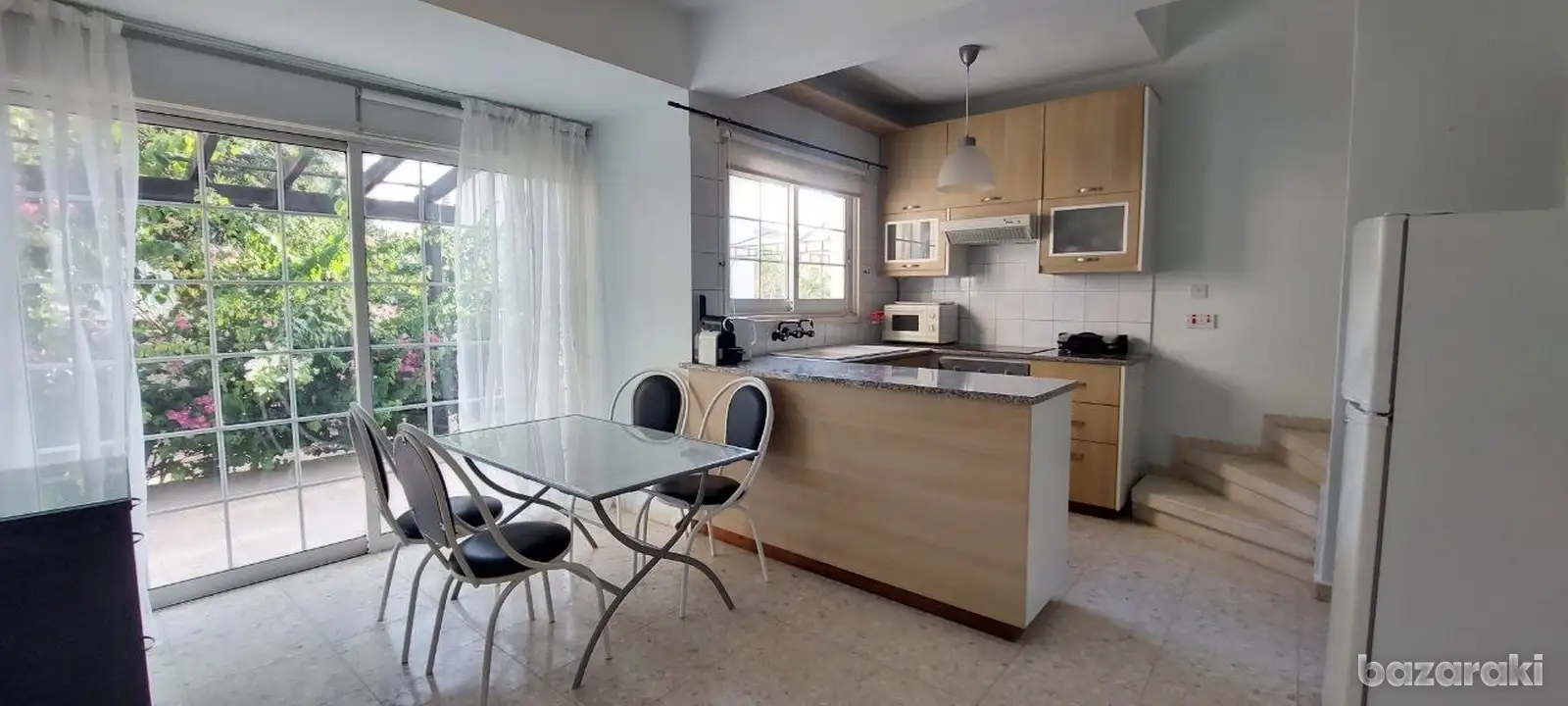 House, 2 bedrooms — 9