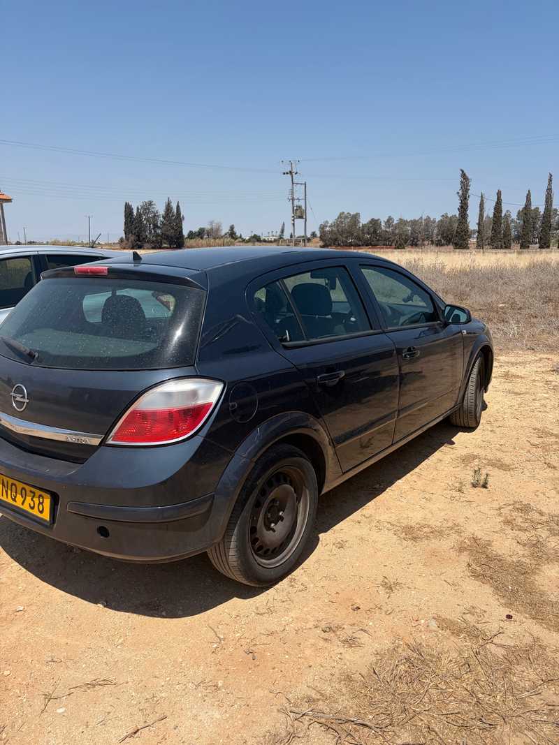 2006 Opel, Vauxhall Astra 1,4L 2006 Cyprus