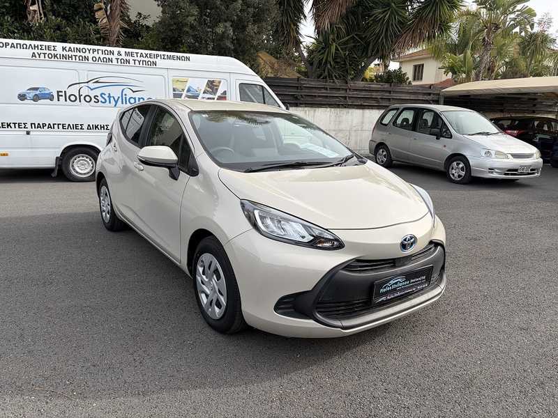 Toyota Aqua 1,5L 2022