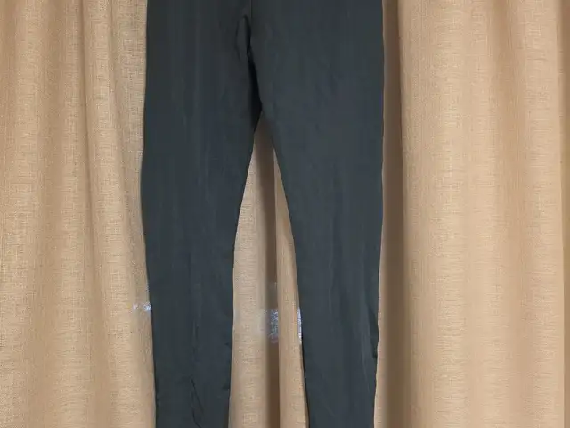Body talk women leggings emerald green, small size, with tags, Επαρχία Λεμεσού — Λεμεσός - Αγία Ζώνη