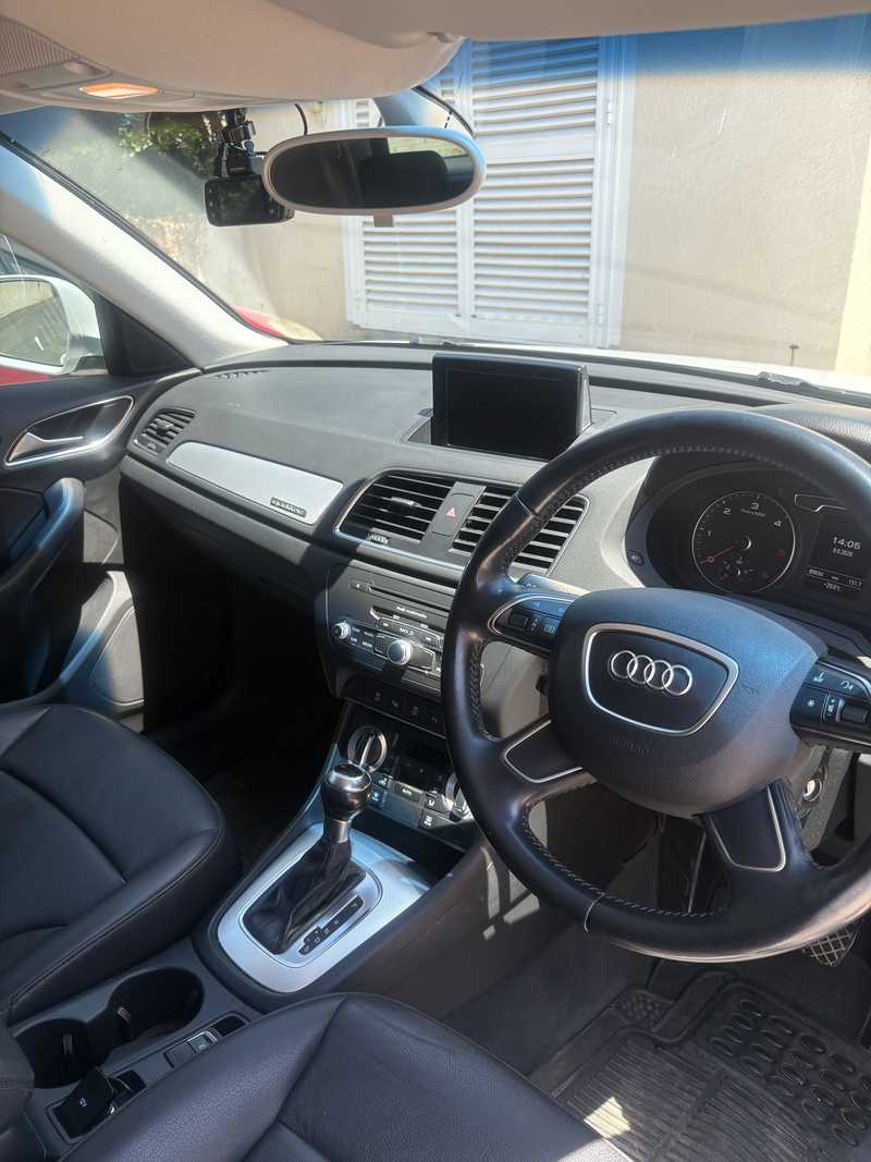 2015 Audi Q3 2,0L 2015 Cyprus