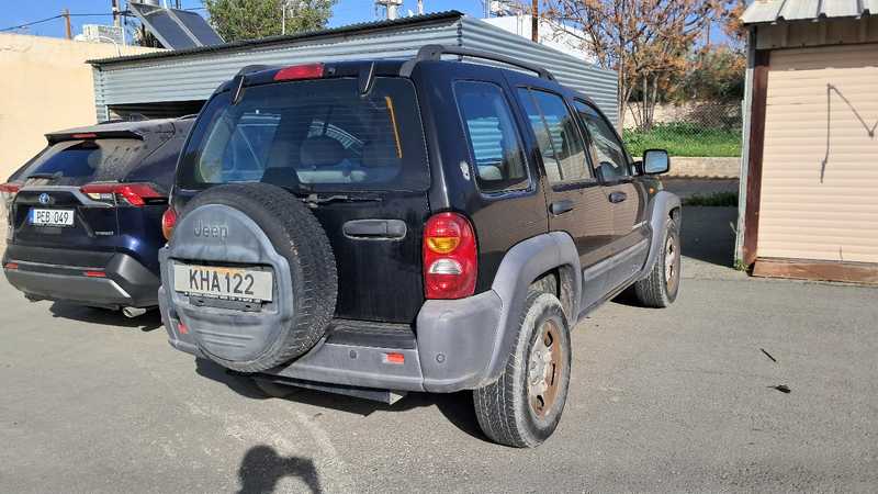 2004 Jeep Cherokee 2,4L 2004 Cyprus