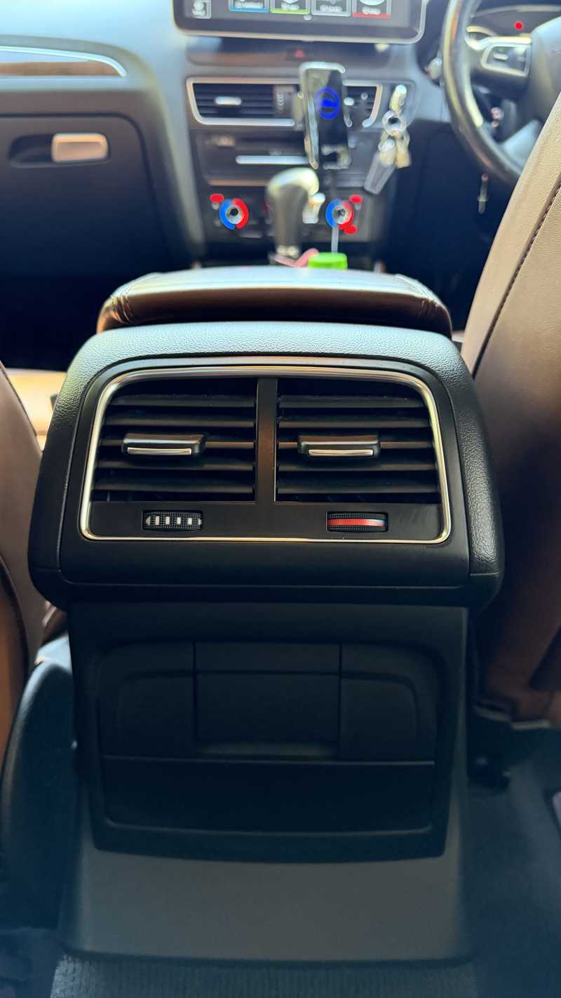 2011 Audi Q5 2,0L 2011 Cyprus