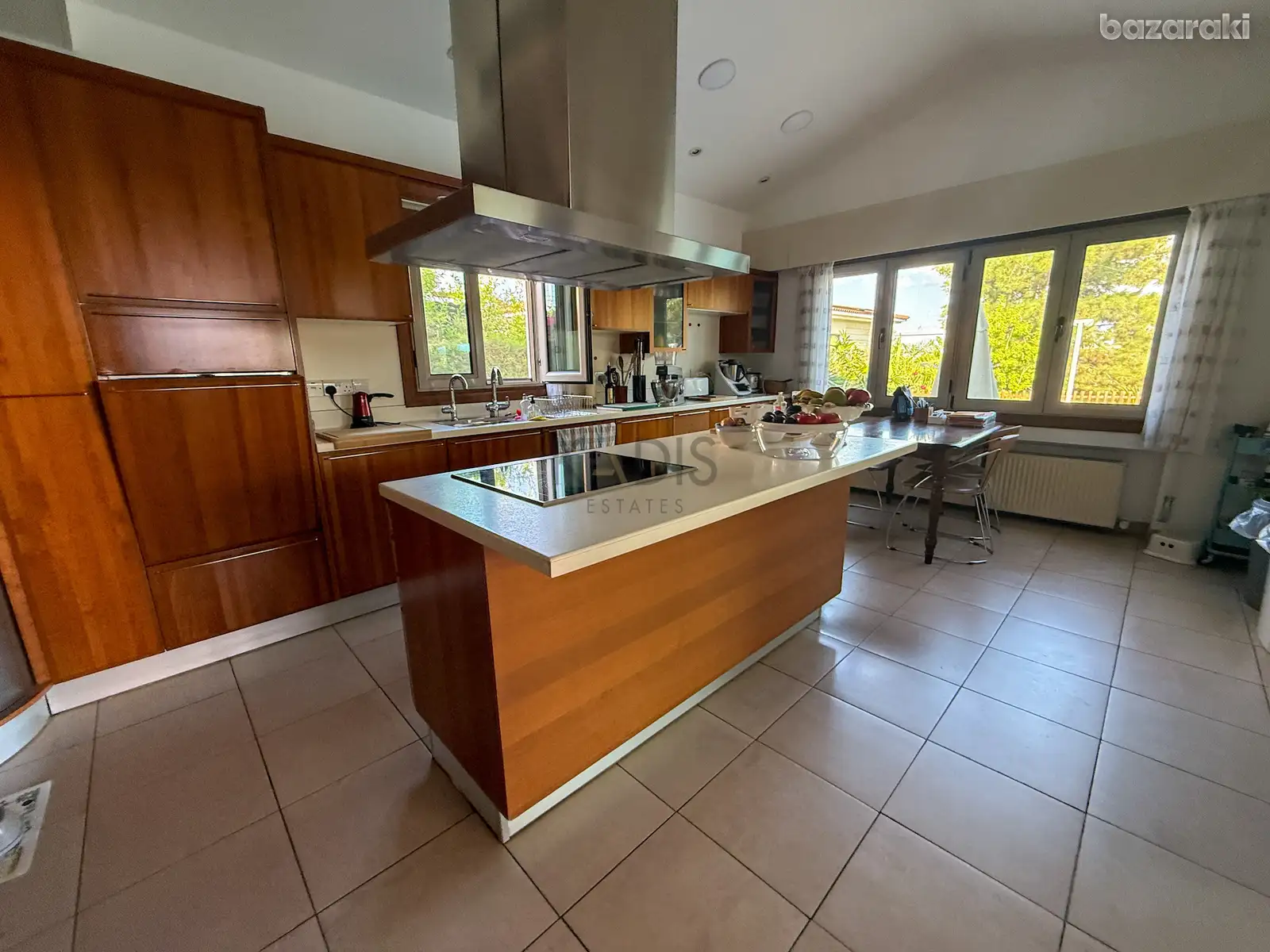 Villa, 5 bedrooms — 6