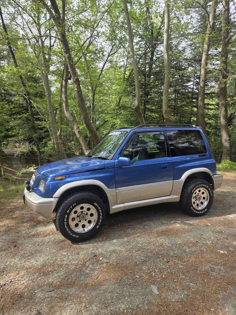 1997 Suzuki Escudo 2,0L 1997 Cyprus