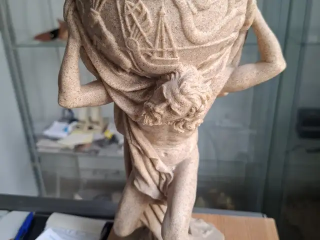 Atlas statue, Επαρχία Λεμεσού — Λεμεσός - Καθολική