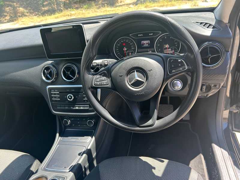 2019 Mercedes-Benz GLA-Class 1,6L 2019 Cyprus