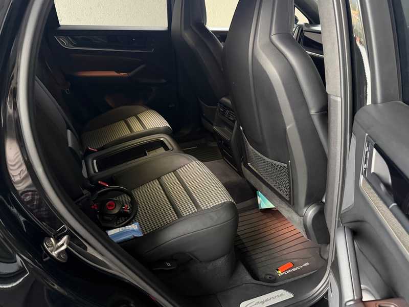 2023 Porsche Cayenne 4,0L 2023 Cyprus