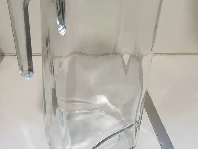 Bormioli Rocco Frigoverre Glass Jug Refrigerator Pitcher, Nicosia — Egkomi