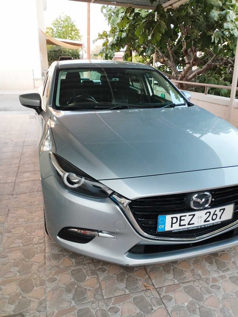 Mazda Axela 1,5L 2017