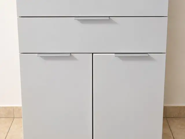 Modern white storage cabinet, Limassol — Limassol - Petrou Kai Pavlou