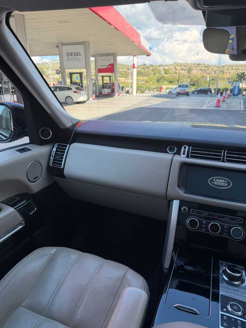 2017 Land Rover Range Rover Vogue 3,0L 2017 Cyprus