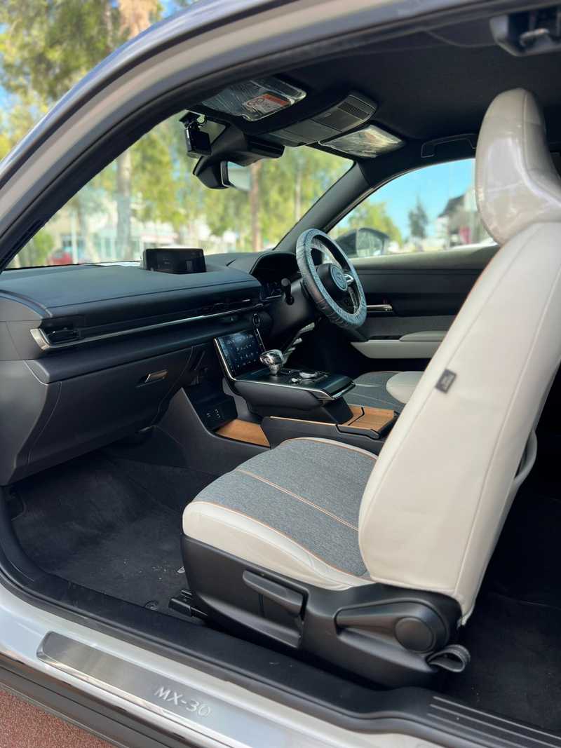 2022 Mazda ΜΧ-30 2,0L 2022 Cyprus