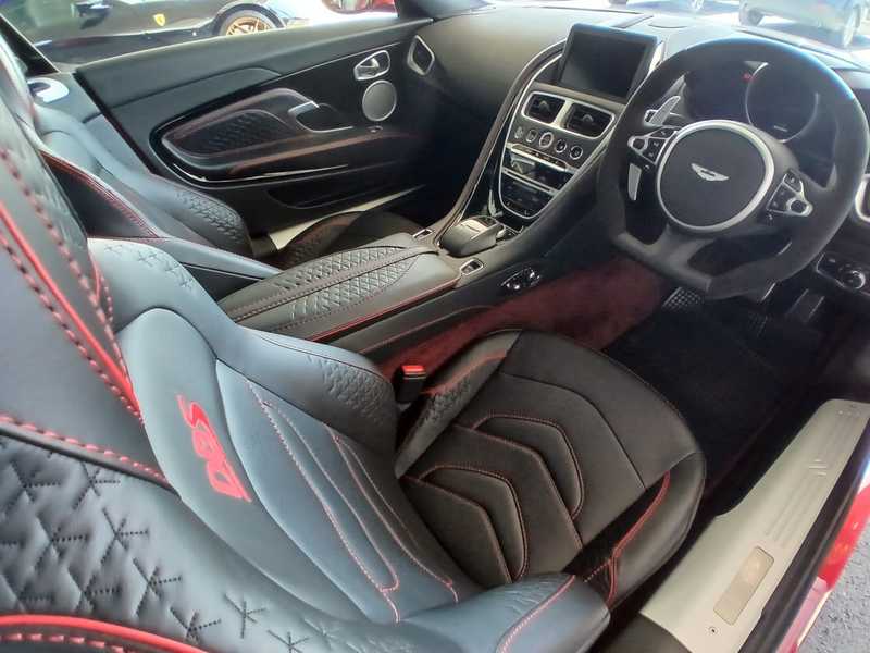 2022 Aston Martin DBS 5,2L 2022 Cyprus
