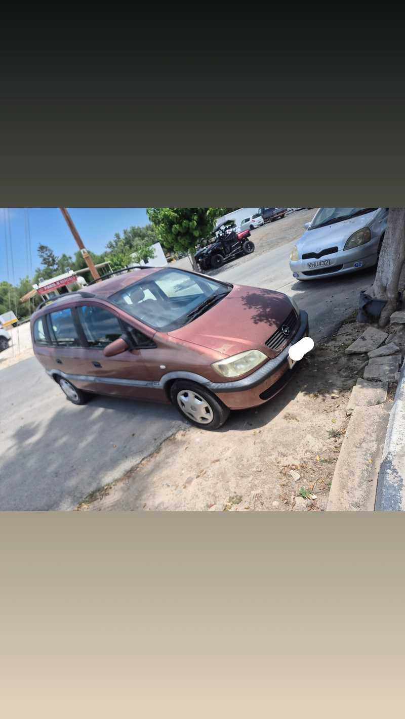 2001 Opel, Vauxhall Zafira 1,6L 2001 Cyprus