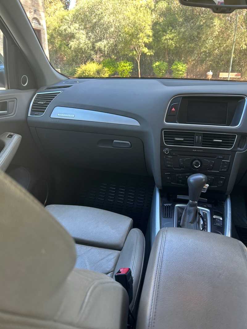 2009 Audi Q5 2,0L 2009 Cyprus