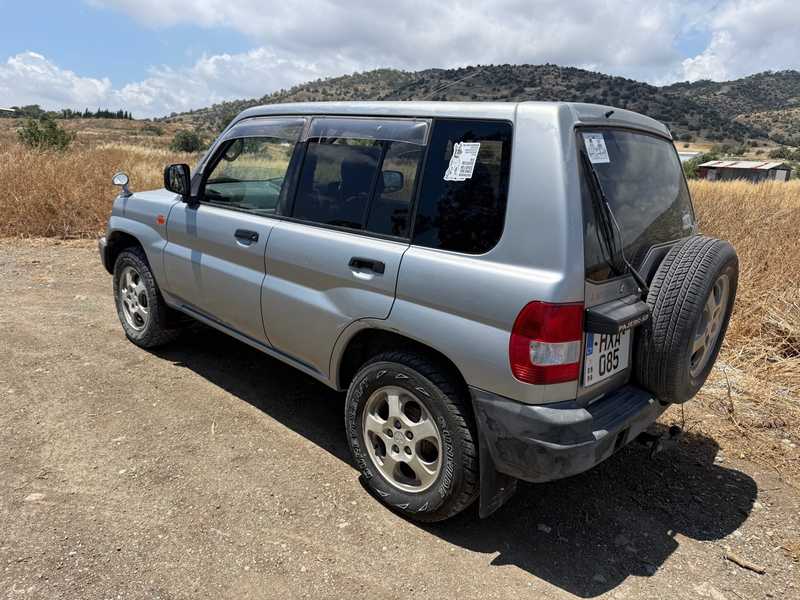 1998 Mitsubishi Pajero 1,8L 1998 Cyprus