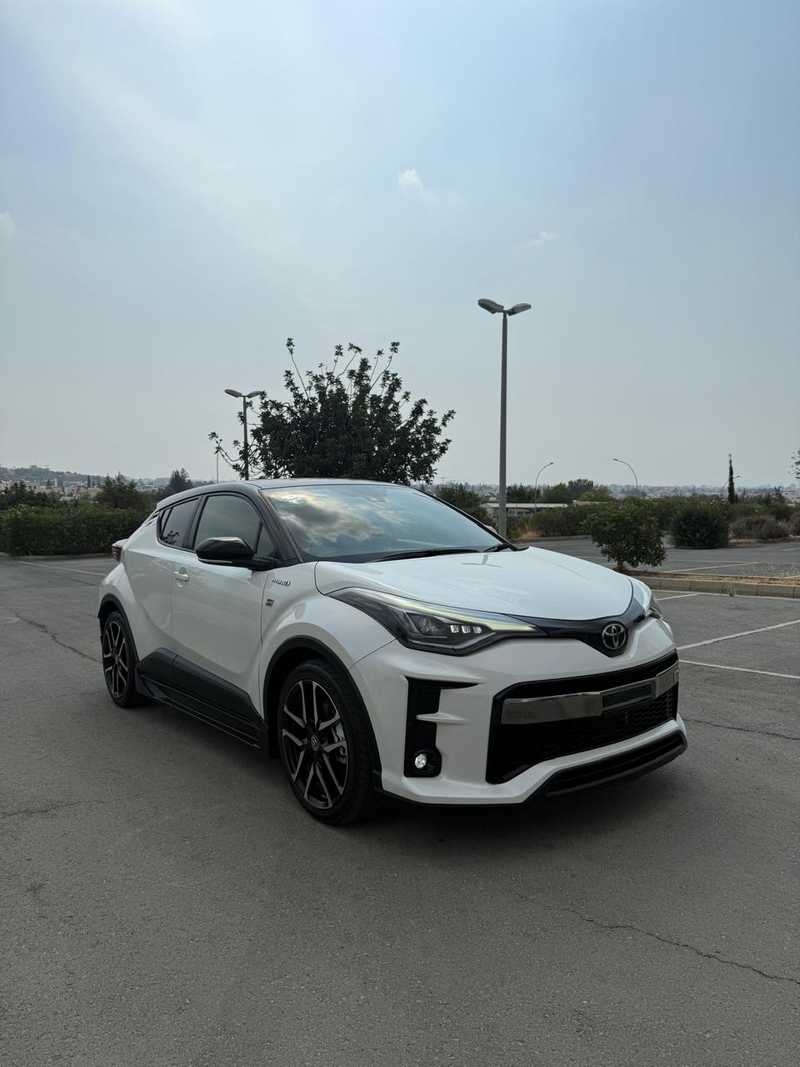 2022 Toyota C-HR 1,8L 2022 Cyprus