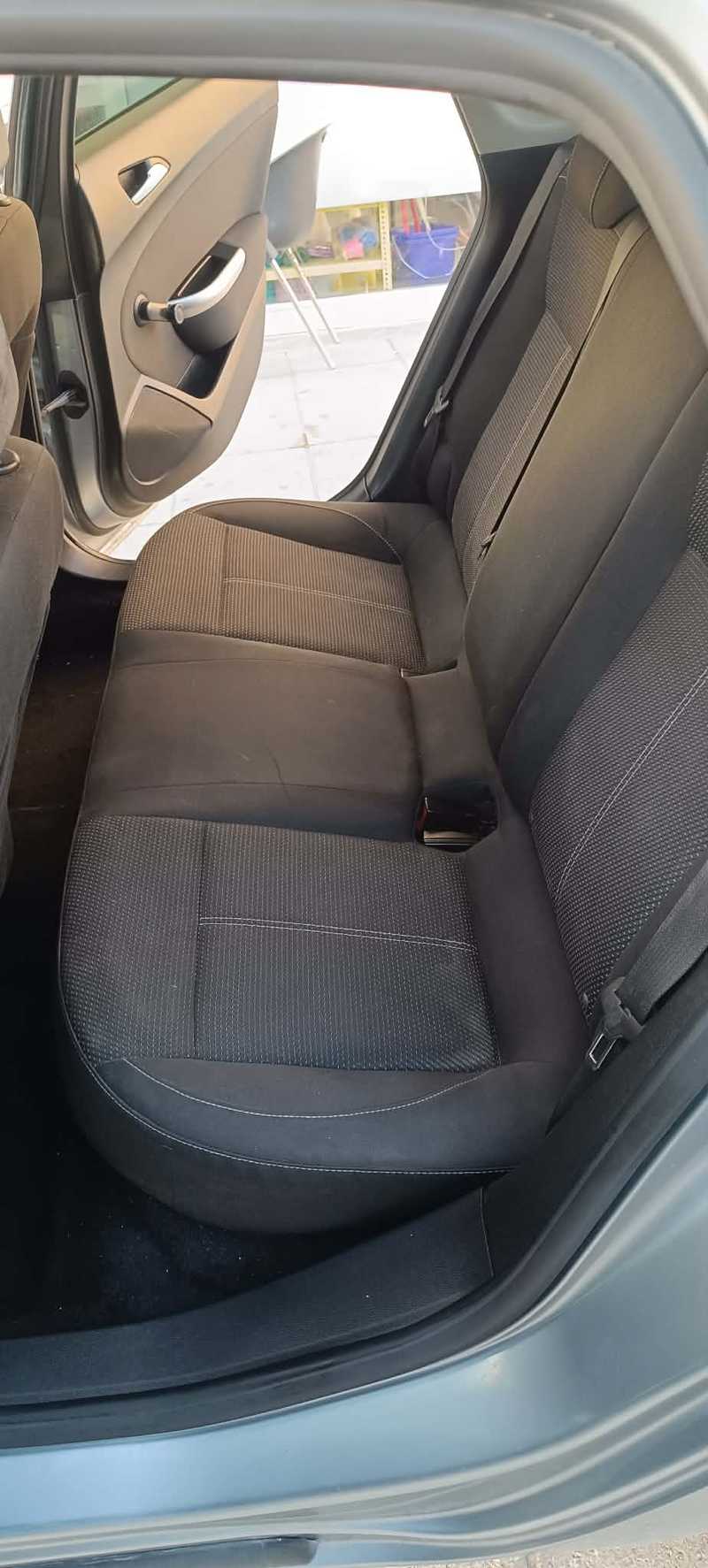 2010 Opel, Vauxhall Astra 1,7L 2010 Cyprus