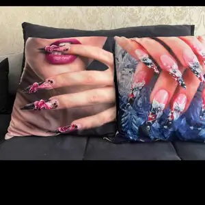 Two decorative pillows, Limassol — Asomatos Lemesou