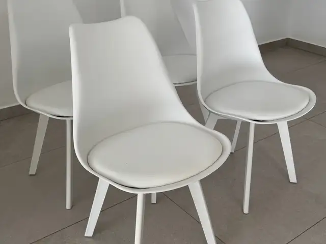 Dining chairs, Επαρχία Πάφου — Αγία Μαρινούδα