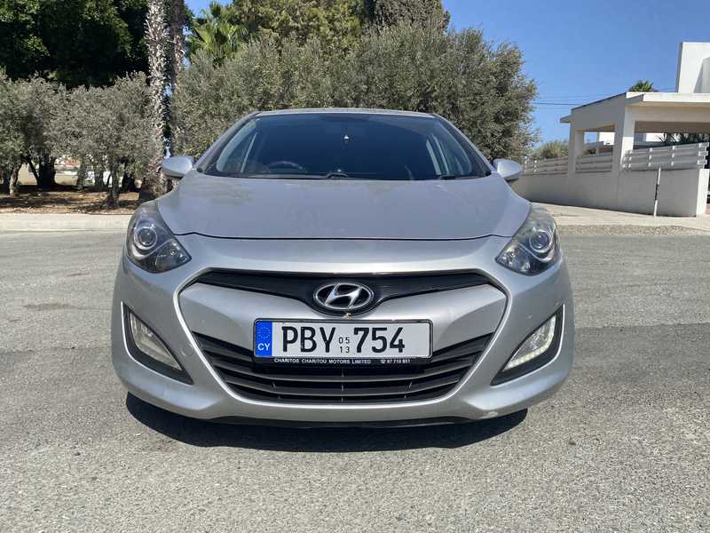 2013 Hyundai i30 1,6L 2013 Cyprus