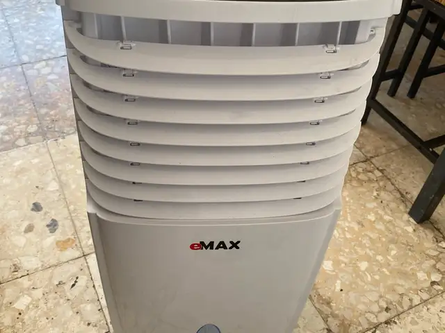 Air cooler new . bought in july used it twice. i have the receipt, Επαρχία Λεμεσού — Πολεμίδια - Παν. Ευαγγελίστρια