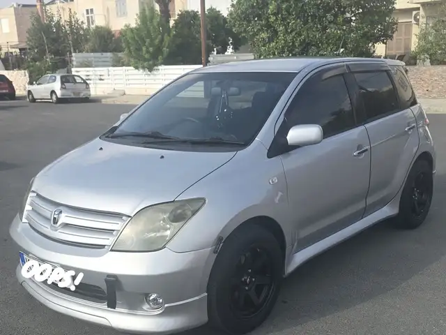 Toyota Ist