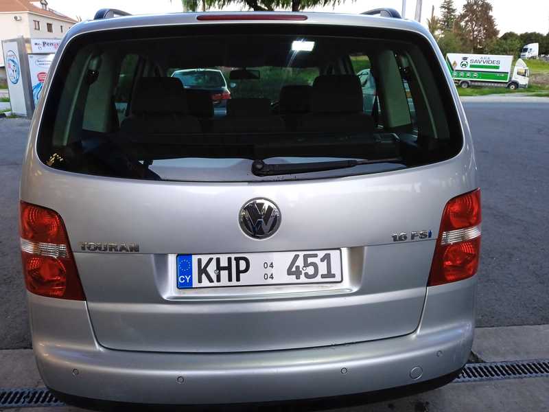 2004 Volkswagen Touran 1,6L 2004 Cyprus