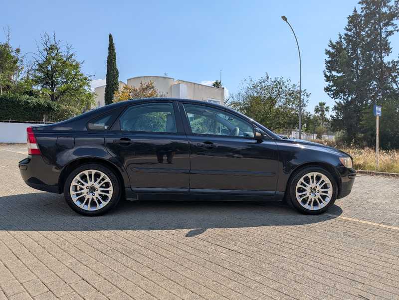 2005 Volvo S40 1,6L 2005 Cyprus