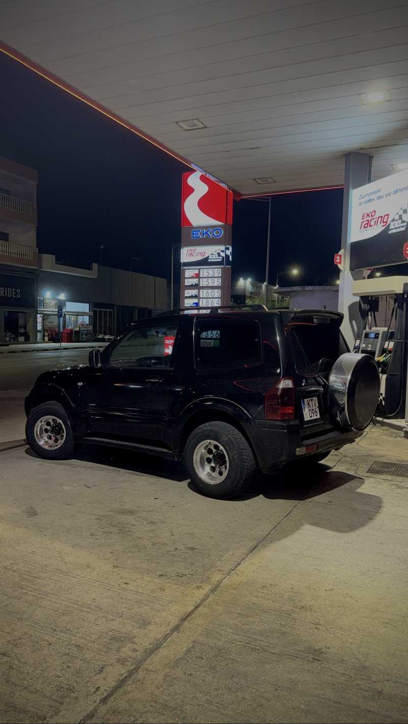 Mitsubishi Pajero 3,5L 2003