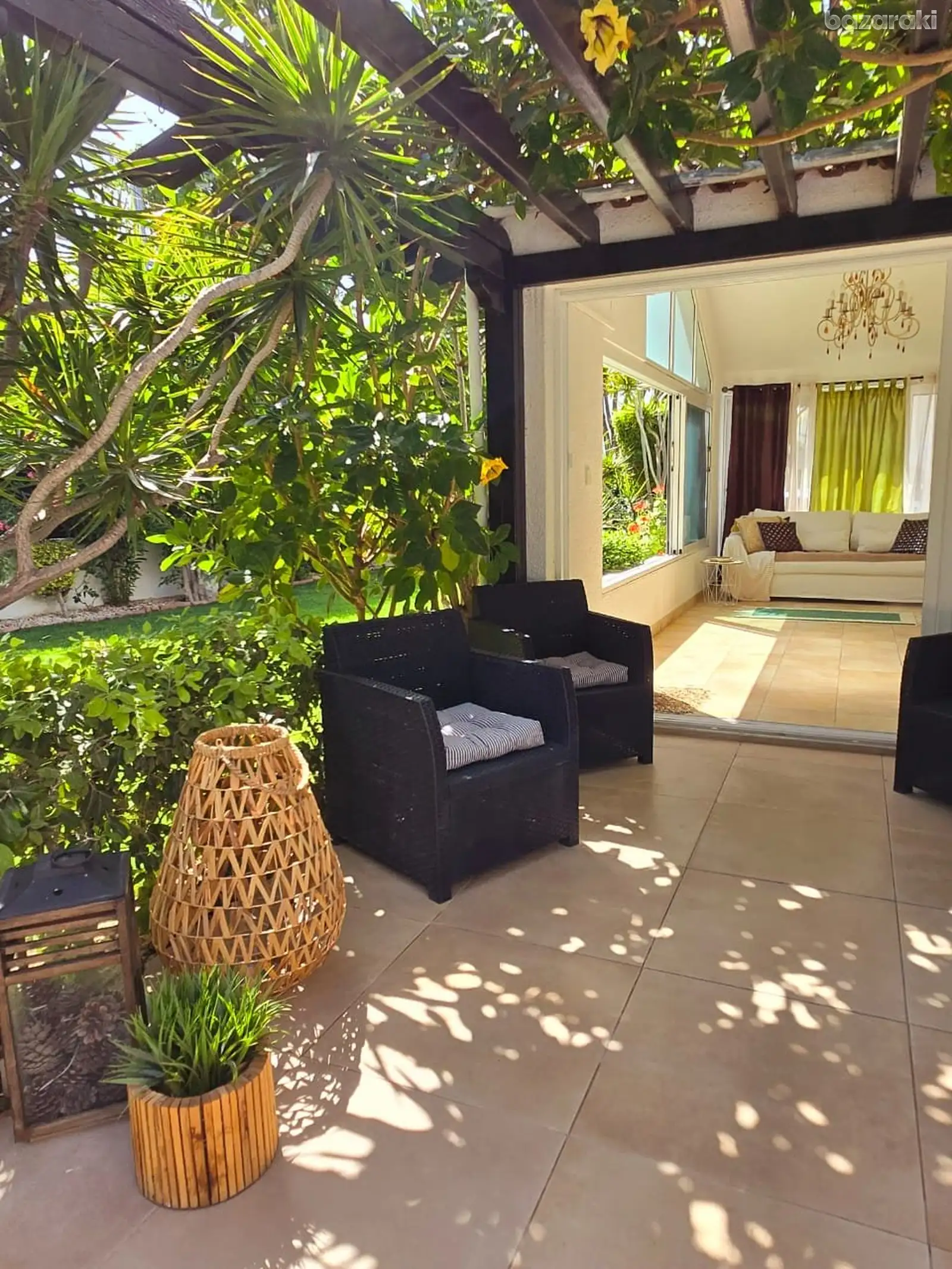 House, 4 bedrooms — 4
