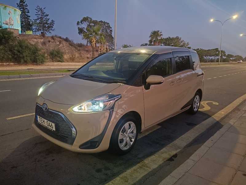 2021 Toyota Sienta 1,5L 2021 Cyprus