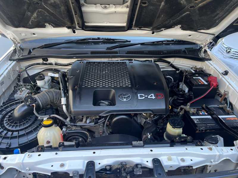 2011 Toyota Hilux 2,5L 2011 Cyprus
