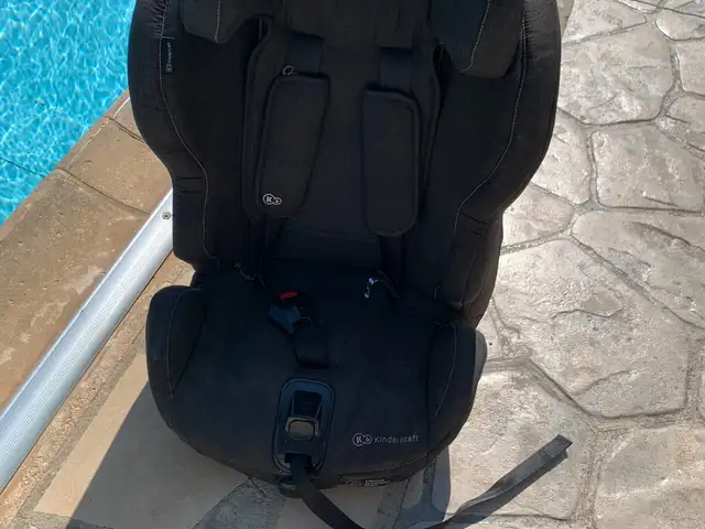 Child car seat size 9-36 iso fix, Επαρχία Λεμεσού — Λεμεσός - Αγία Φύλα
