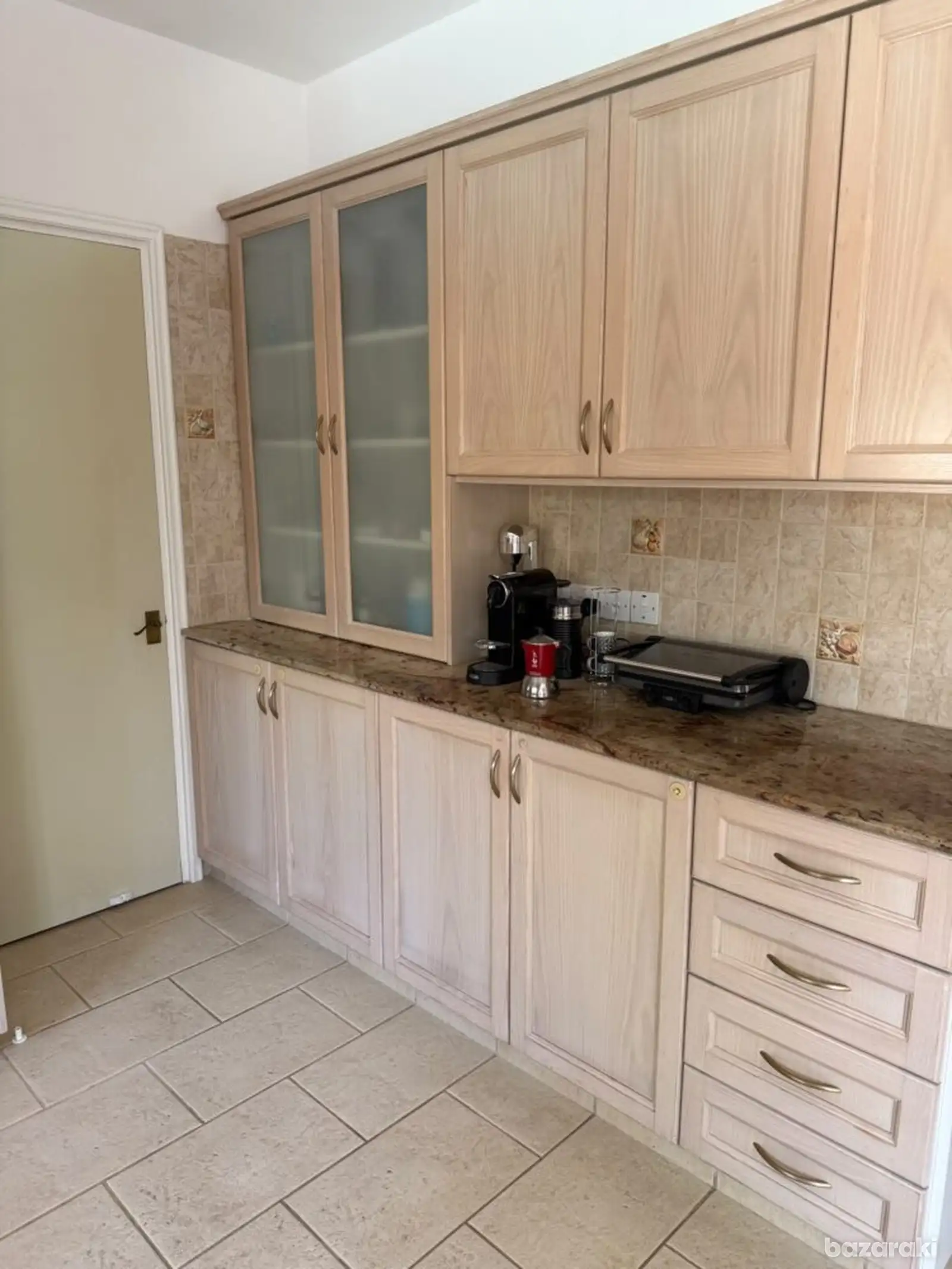 House, 3 bedrooms — 13