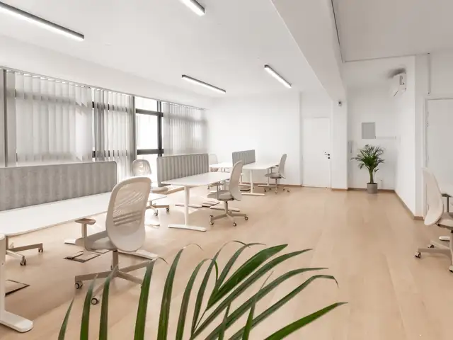 Furnished office floor - anexartisias street, Επαρχία Λεμεσού — Ιστορικό Κέντρο