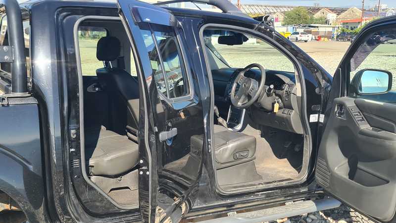 2014 Nissan Navara 2,5L 2014 Cyprus