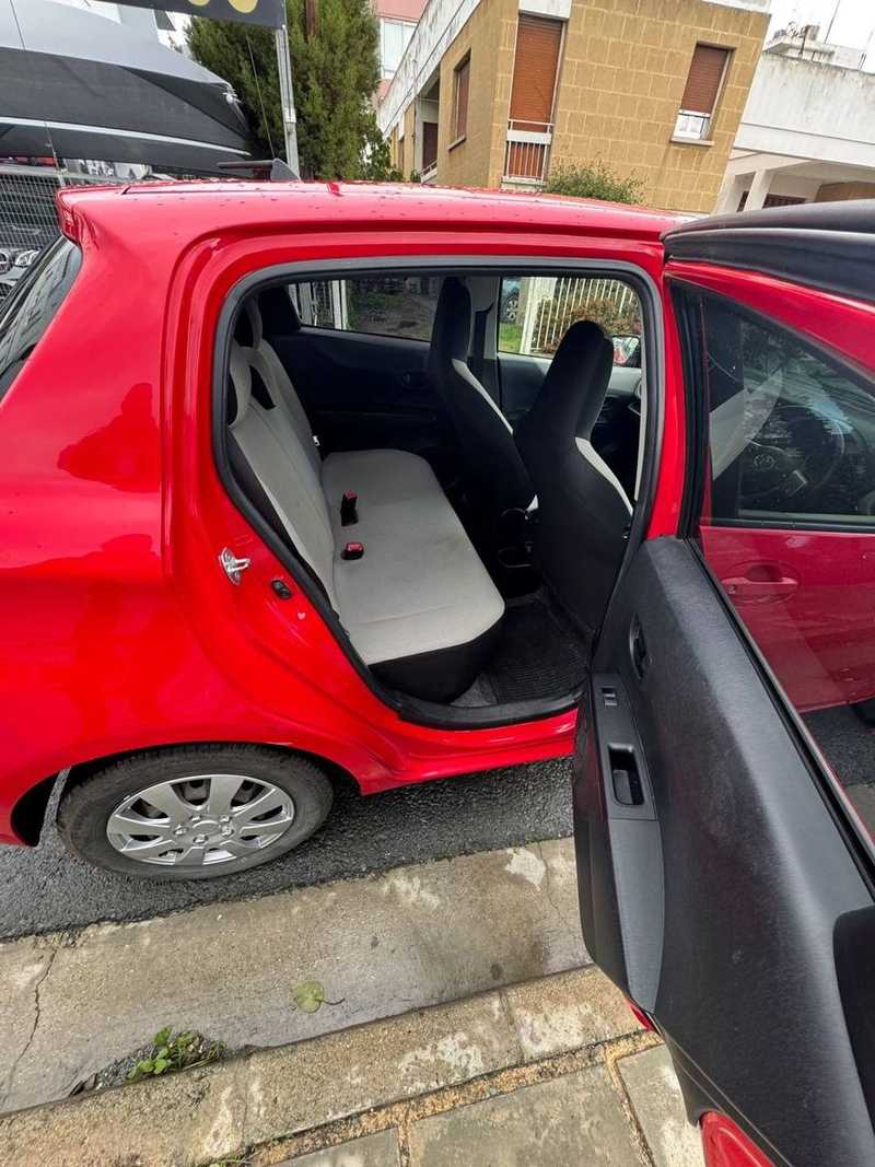 2014 Toyota Vitz 1,3L 2014 Cyprus