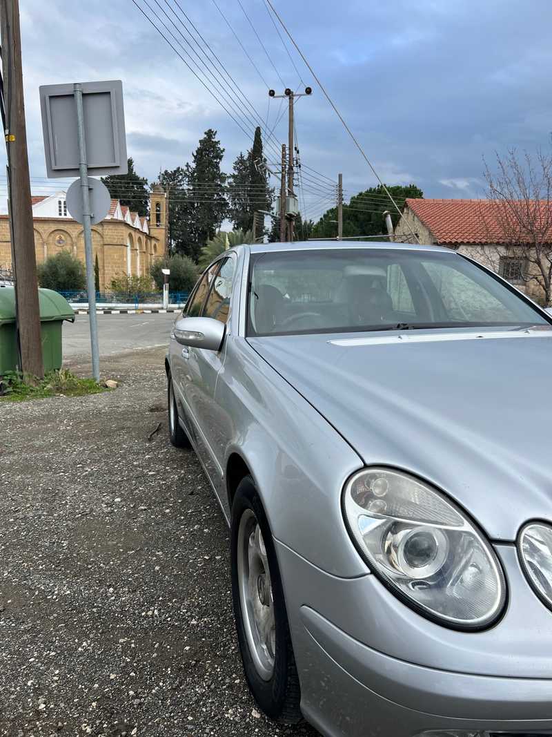 2002 Mercedes-Benz E-Class 2,2L 2002 Cyprus