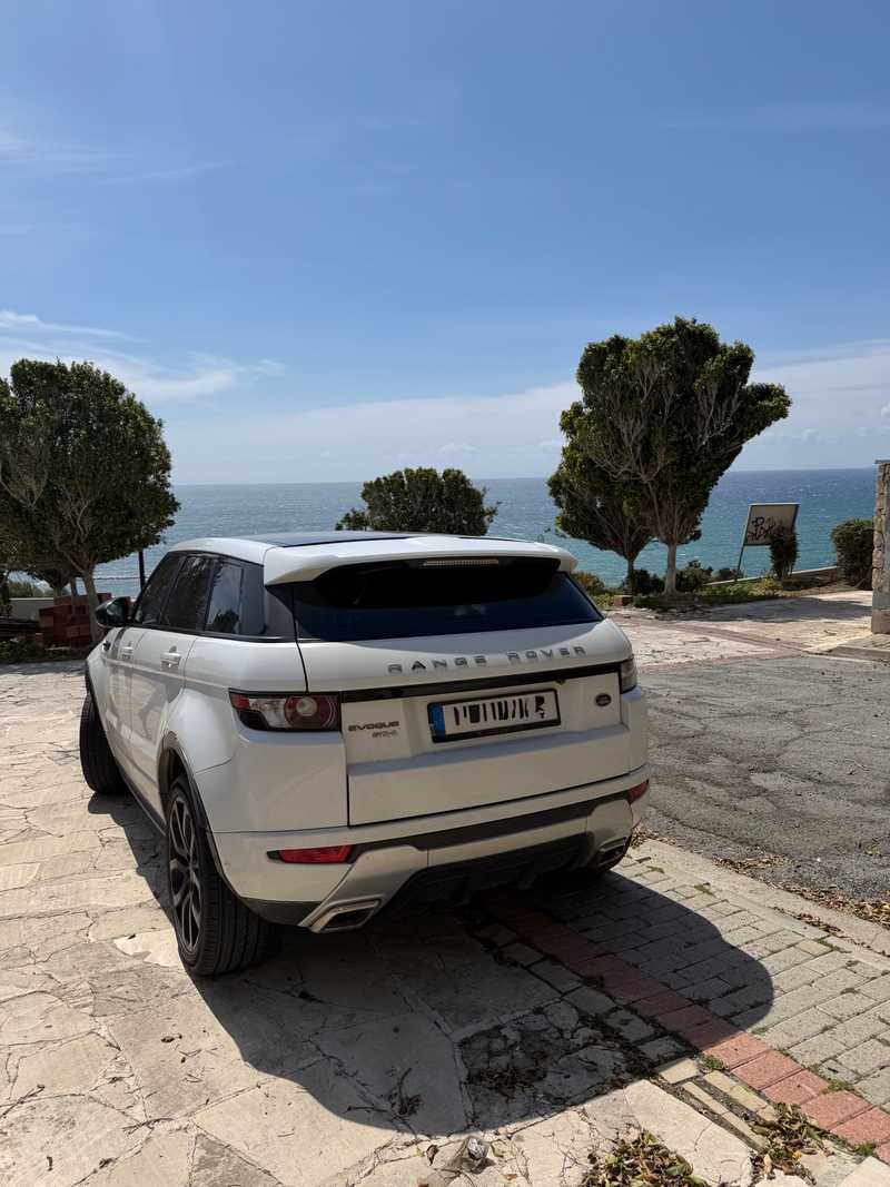 2014 Land Rover Range Rover Vogue 2,2L 2014 Cyprus