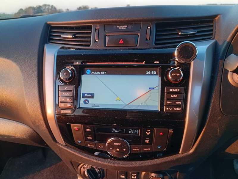 2017 Nissan Navara 2,3L 2017 Cyprus